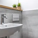 Arte Iii By Aston Apartament *