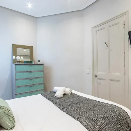 Apartment Arte Iii By Aston Bilbao