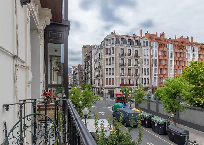 Arte Iii By Aston Apartament