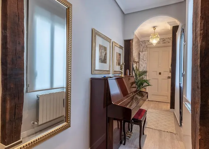 Arte Iii By Aston Apartament